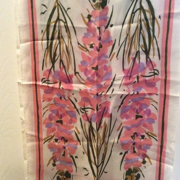 vera Accessories - Vera vintage scarf